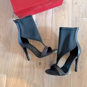 Like new with box Black  Mackinac J Open Toe High Heeled Bootie Size 7